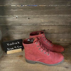 Womens Kodiak Original All Season Waterproof Red Leather Boots Size 9.5 M GUC